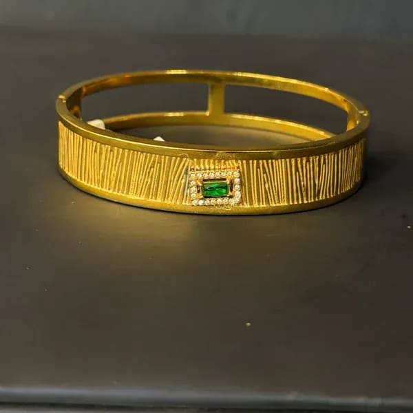 Green Square Stone - - Anti-Tarnish - BLINGARI - Media 1